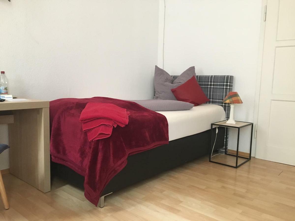 Hotel Lamm Stuttgart Waldenbuch Buitenkant foto